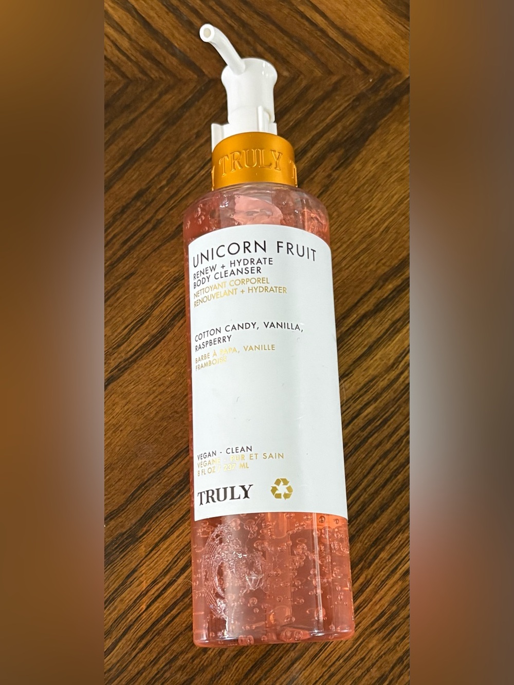 TRULY Unicorn Fruit Renew + Hydrate Body Cleanser — NEW